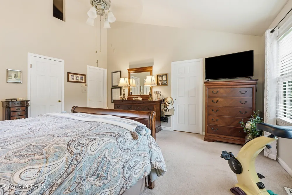 251 Hamiltonian Drive Middletown, NJ 07701