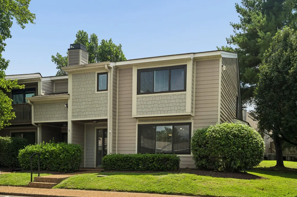608 Barlin Drive Nashville, TN 37221
