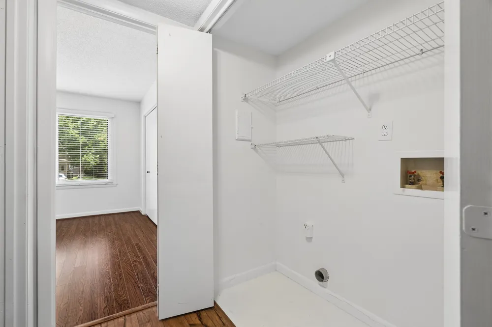 608 Barlin Drive Nashville, TN 37221