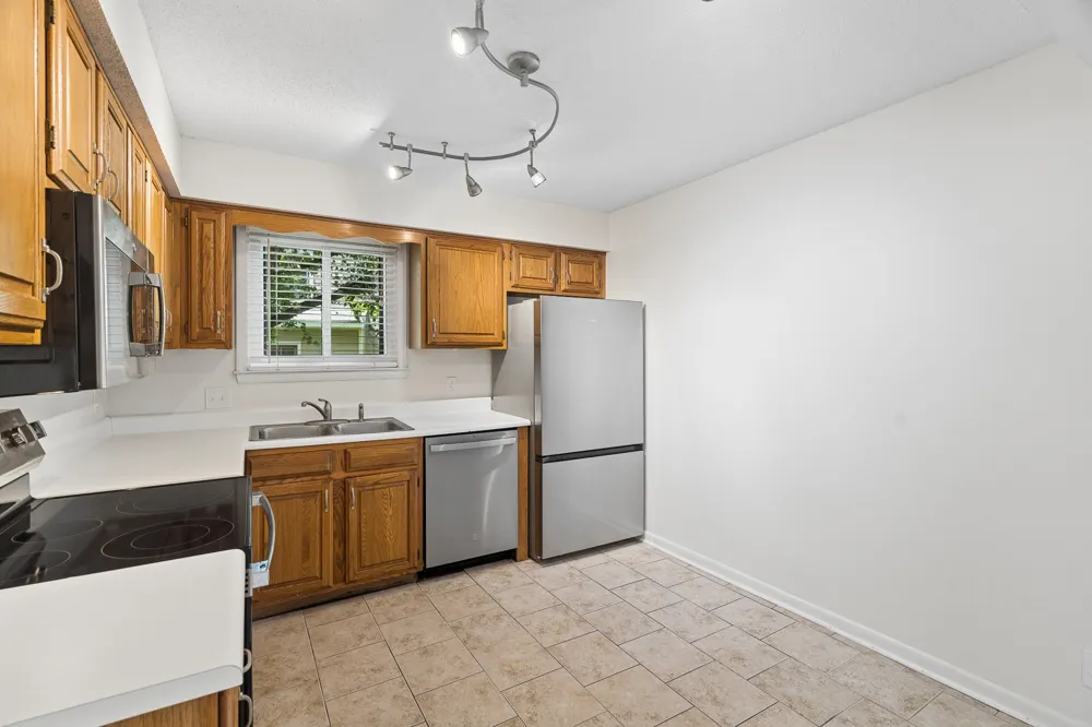 608 Barlin Drive Nashville, TN 37221