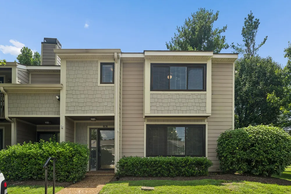 608 Barlin Drive Nashville, TN 37221