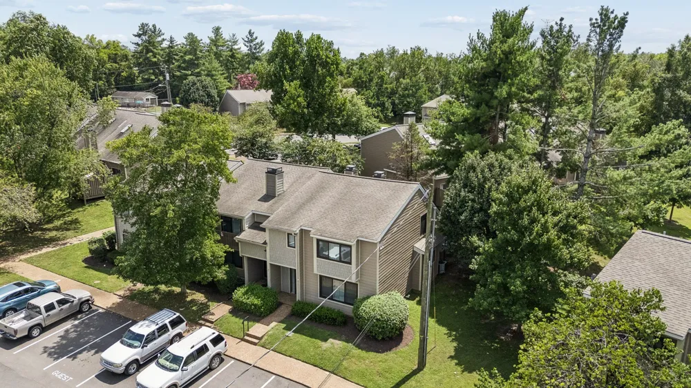 608 Barlin Drive Nashville, TN 37221