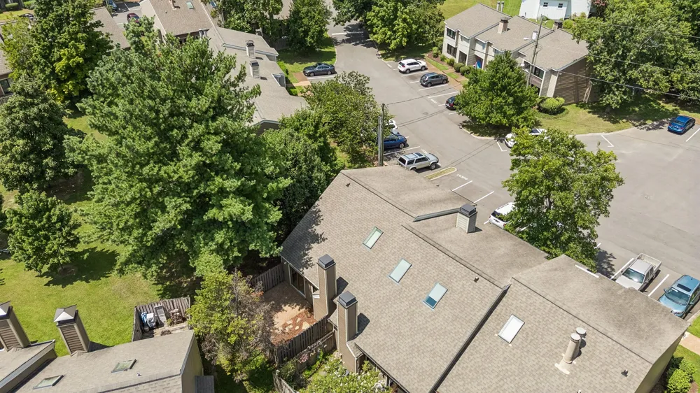 608 Barlin Drive Nashville, TN 37221