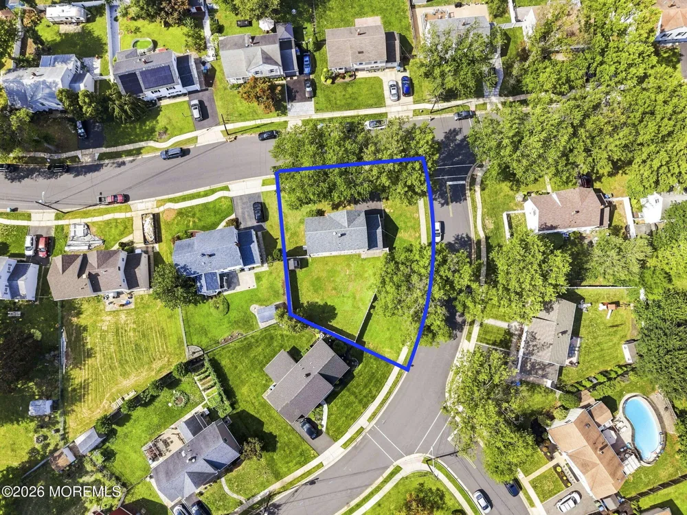 9 Meyer Road Edison, NJ 08817
