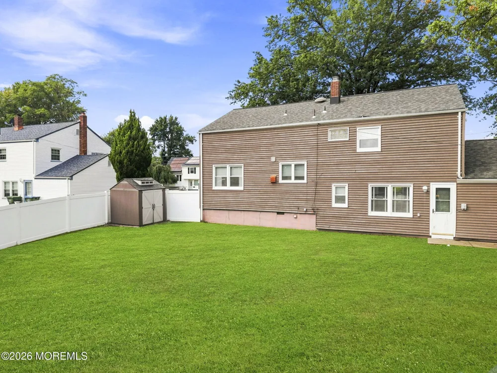 9 Meyer Road Edison, NJ 08817