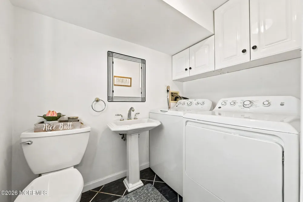 9 Meyer Road Edison, NJ 08817