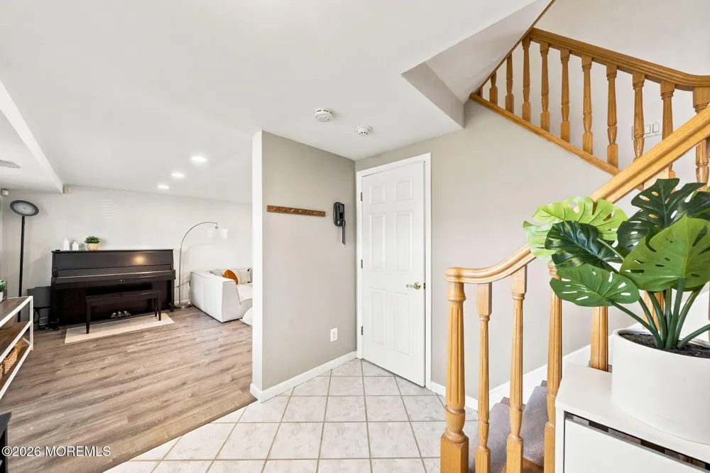 9 Meyer Road Edison, NJ 08817