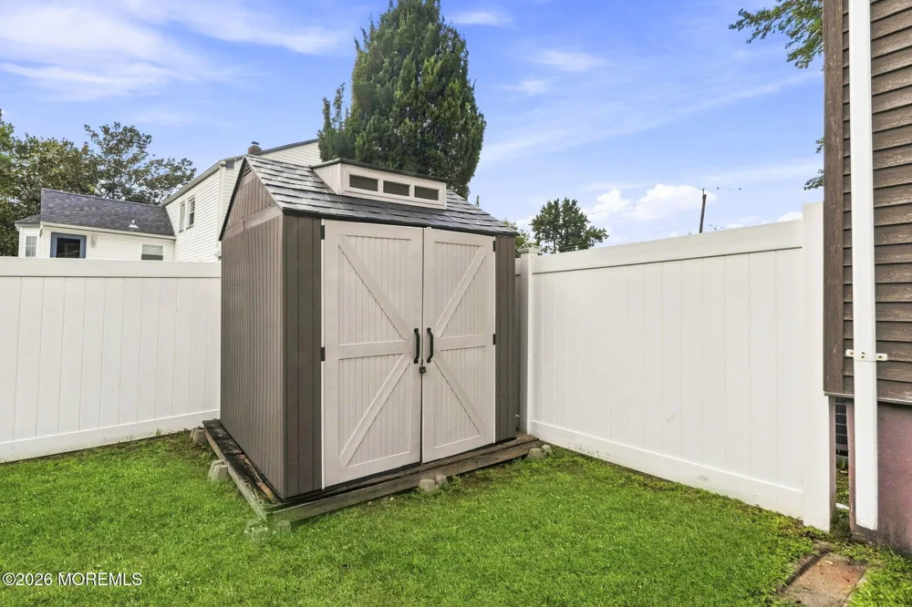 9 Meyer Road Edison, NJ 08817