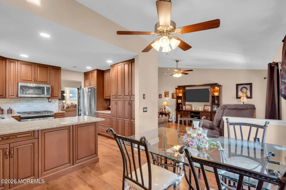 31 Swindon Court Toms River, NJ 08757