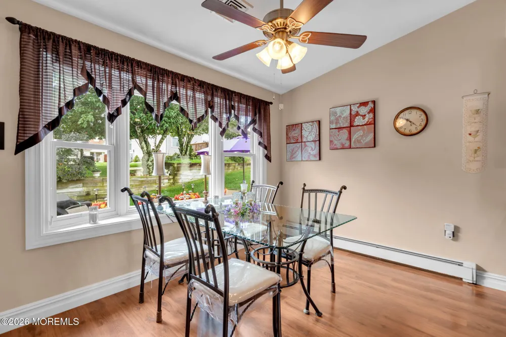 31 Swindon Court Toms River, NJ 08757