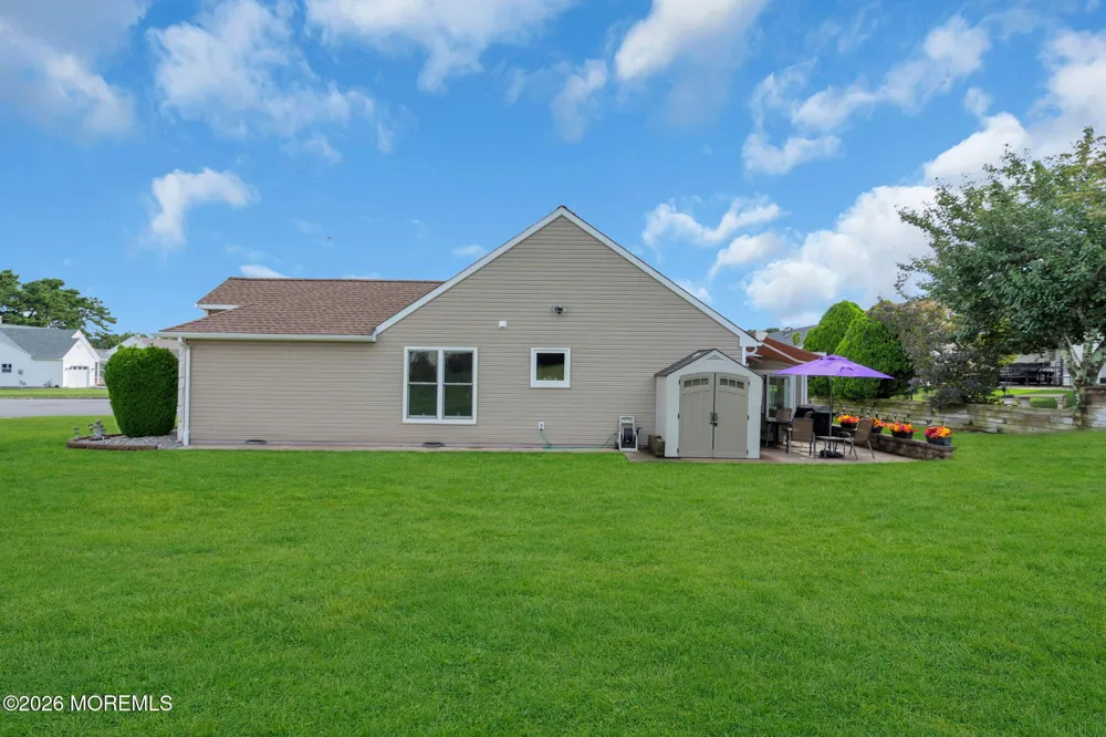 31 Swindon Court Toms River, NJ 08757