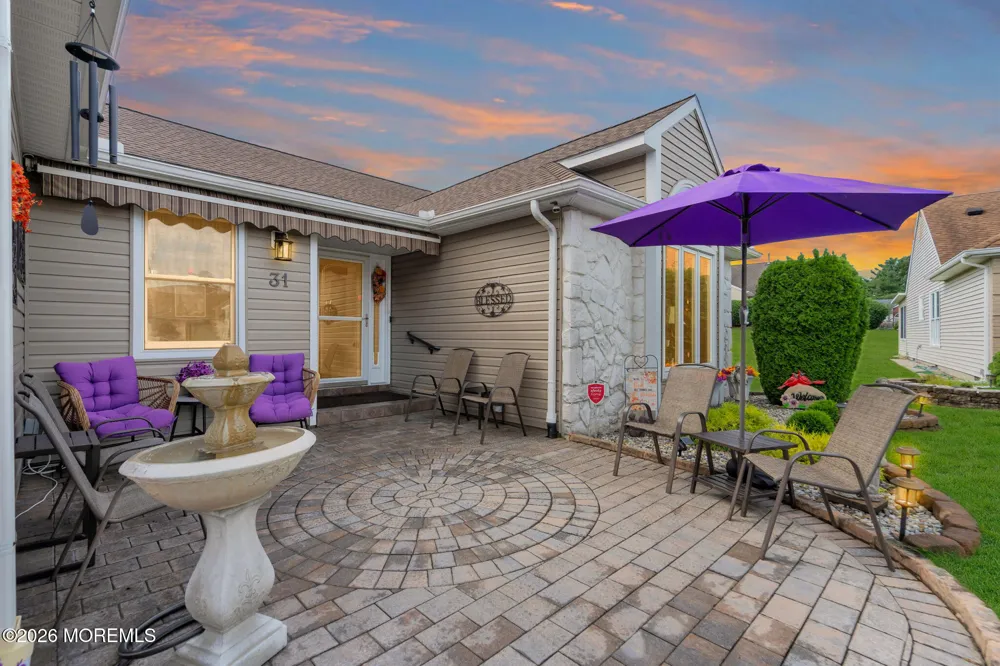 31 Swindon Court Toms River, NJ 08757