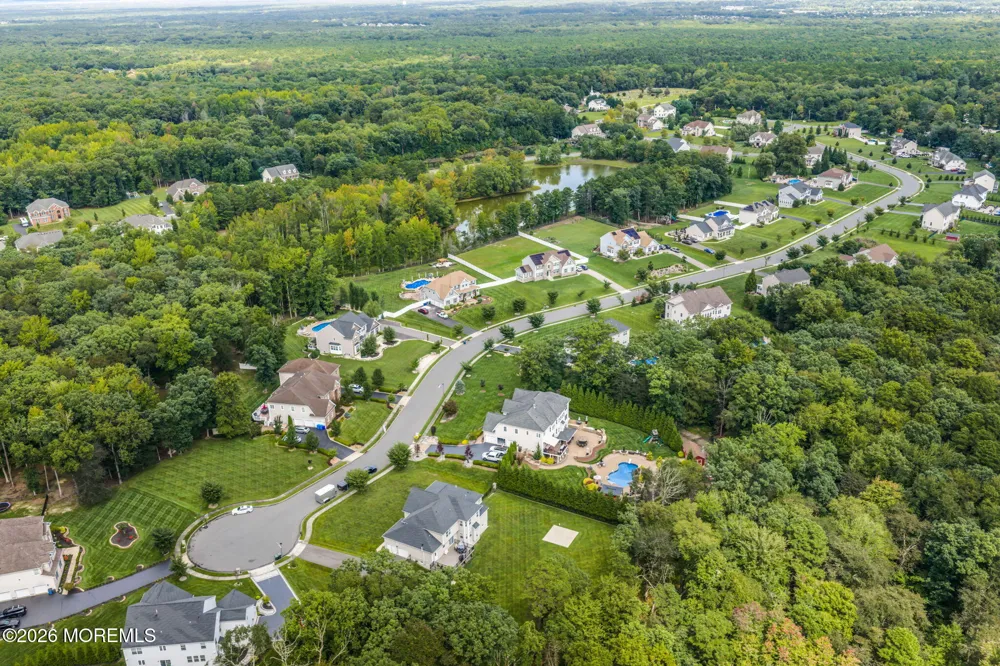23 Parkside Drive Jackson, NJ 08527