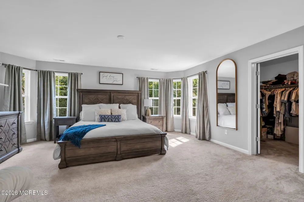 23 Parkside Drive Jackson, NJ 08527