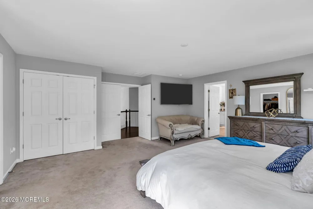23 Parkside Drive Jackson, NJ 08527