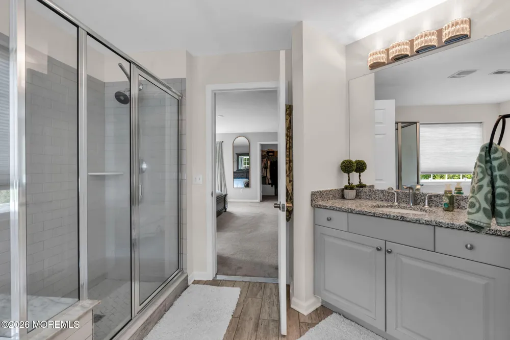 23 Parkside Drive Jackson, NJ 08527