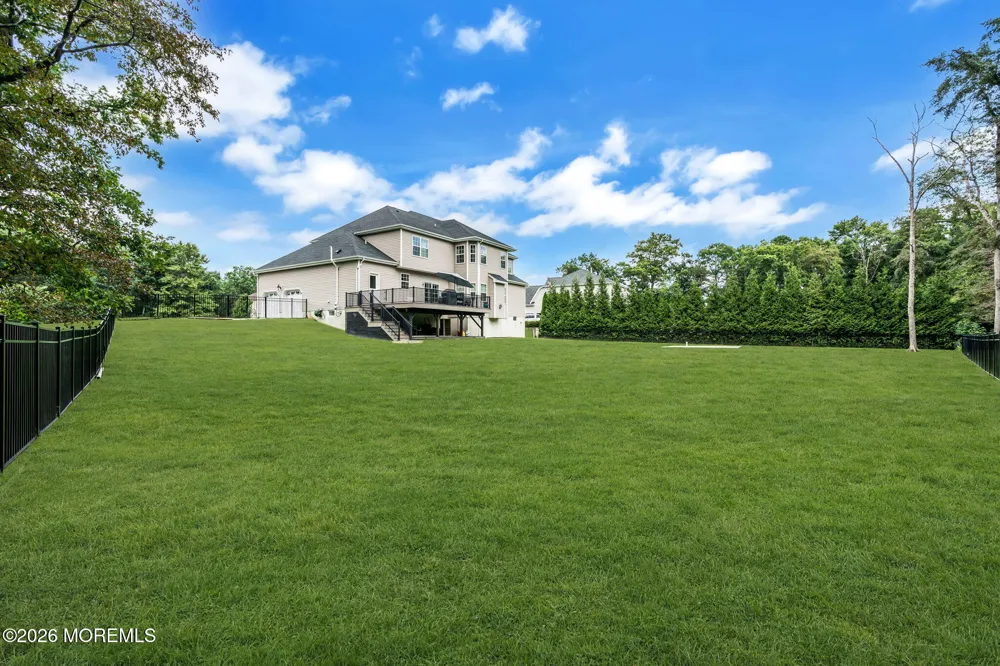 23 Parkside Drive Jackson, NJ 08527