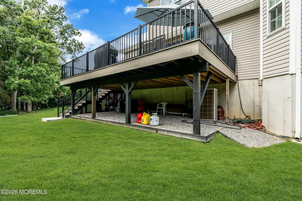 23 Parkside Drive Jackson, NJ 08527