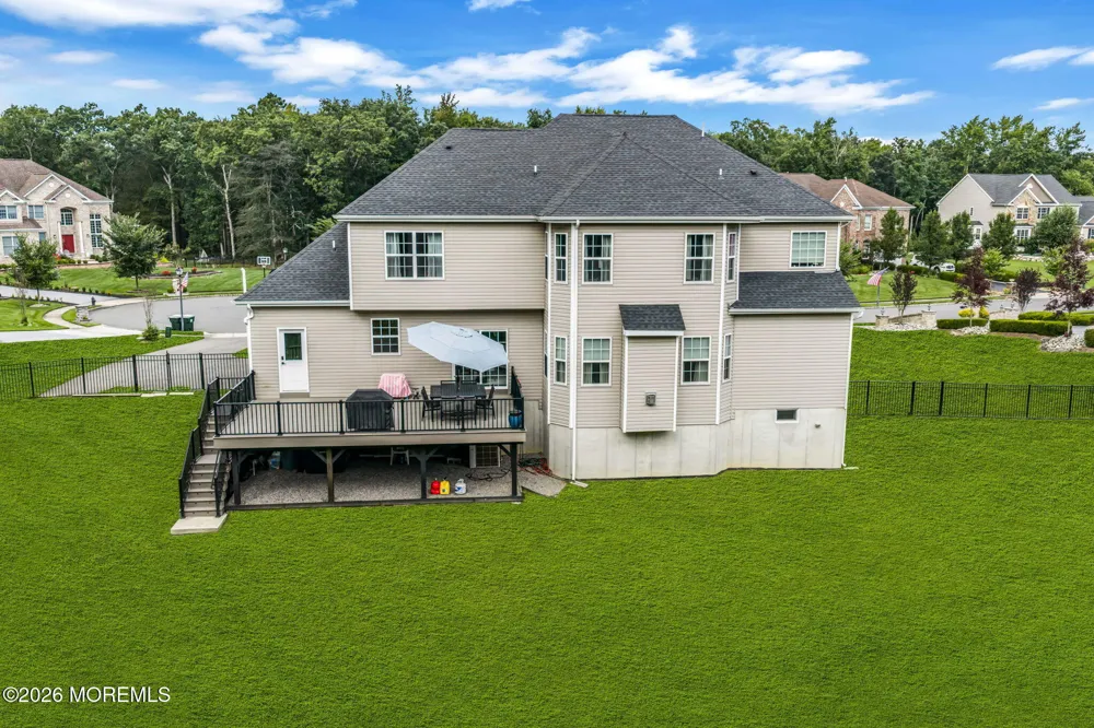 23 Parkside Drive Jackson, NJ 08527