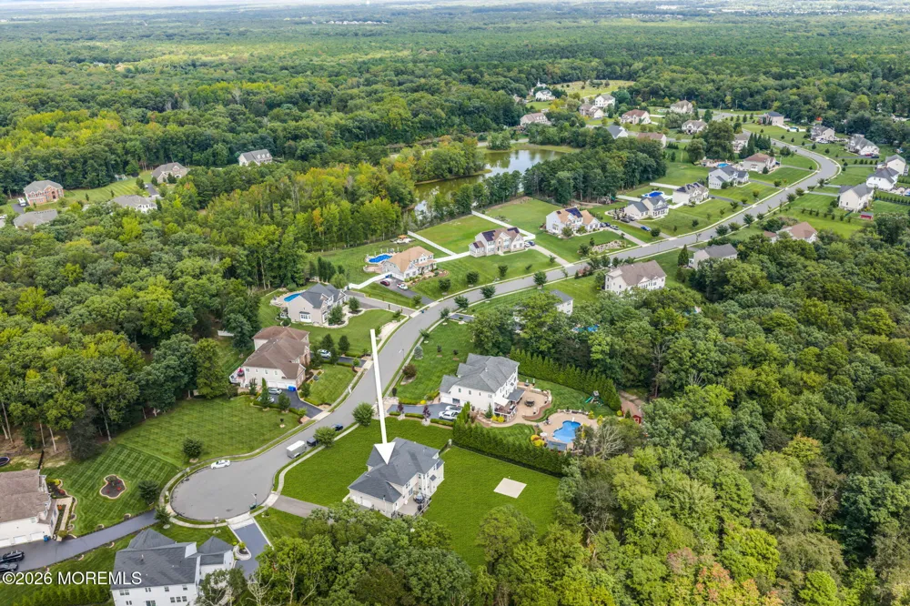 23 Parkside Drive Jackson, NJ 08527