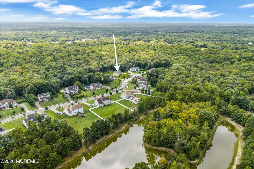 23 Parkside Drive Jackson, NJ 08527