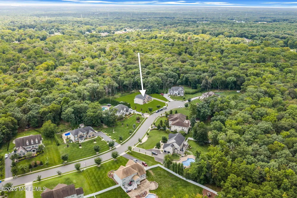 23 Parkside Drive Jackson, NJ 08527