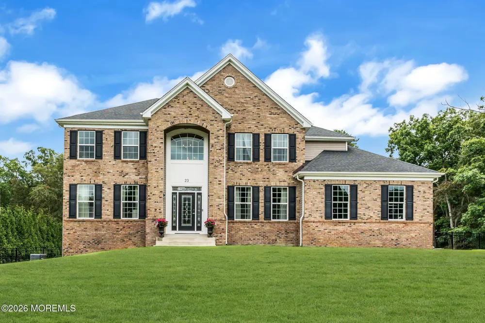 23 Parkside Drive Jackson, NJ 08527