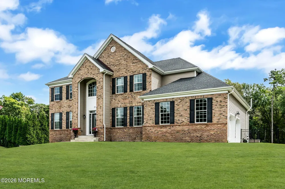 23 Parkside Drive Jackson, NJ 08527