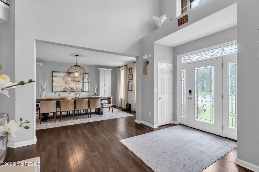 23 Parkside Drive Jackson, NJ 08527