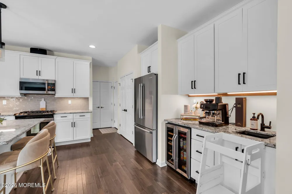 23 Parkside Drive Jackson, NJ 08527