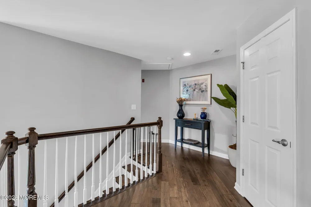 23 Parkside Drive Jackson, NJ 08527