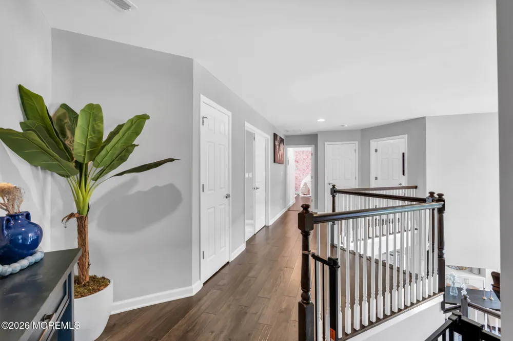 23 Parkside Drive Jackson, NJ 08527