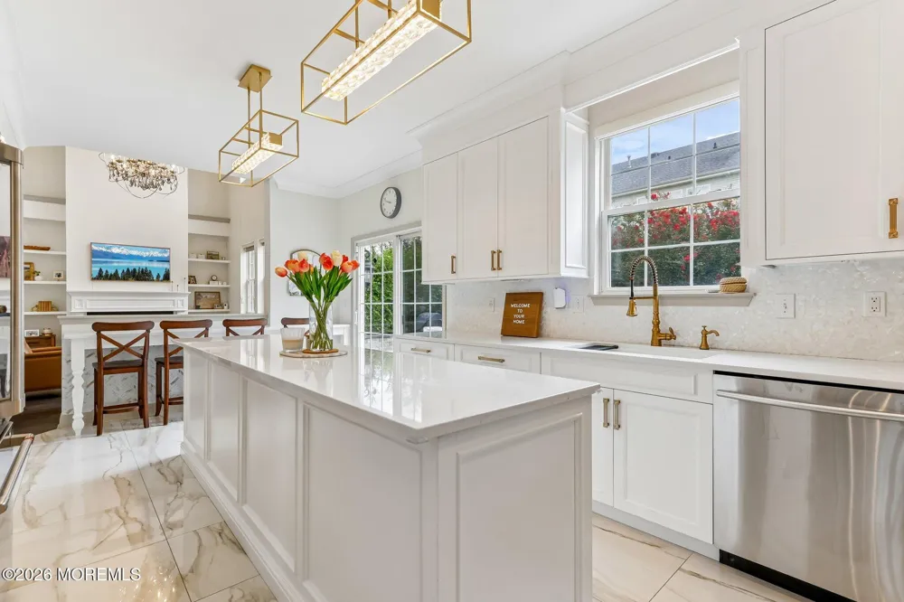 13 Baltusrol Drive Manalapan, NJ 07726
