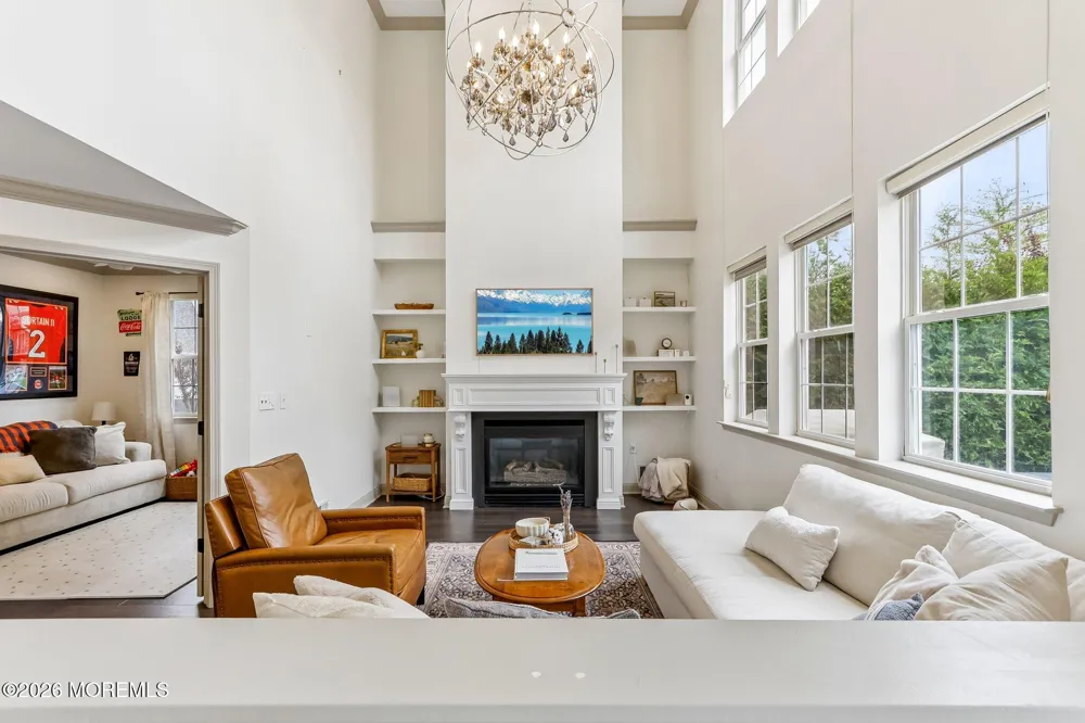 13 Baltusrol Drive Manalapan, NJ 07726