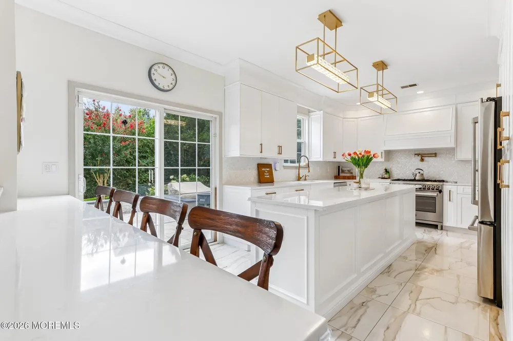 13 Baltusrol Drive Manalapan, NJ 07726