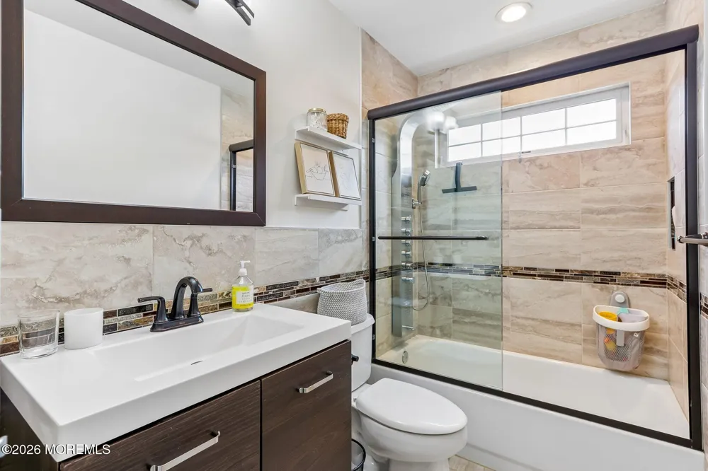 13 Baltusrol Drive Manalapan, NJ 07726