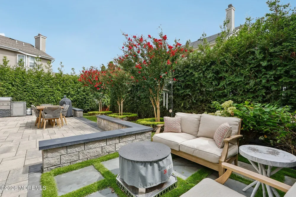 13 Baltusrol Drive Manalapan, NJ 07726