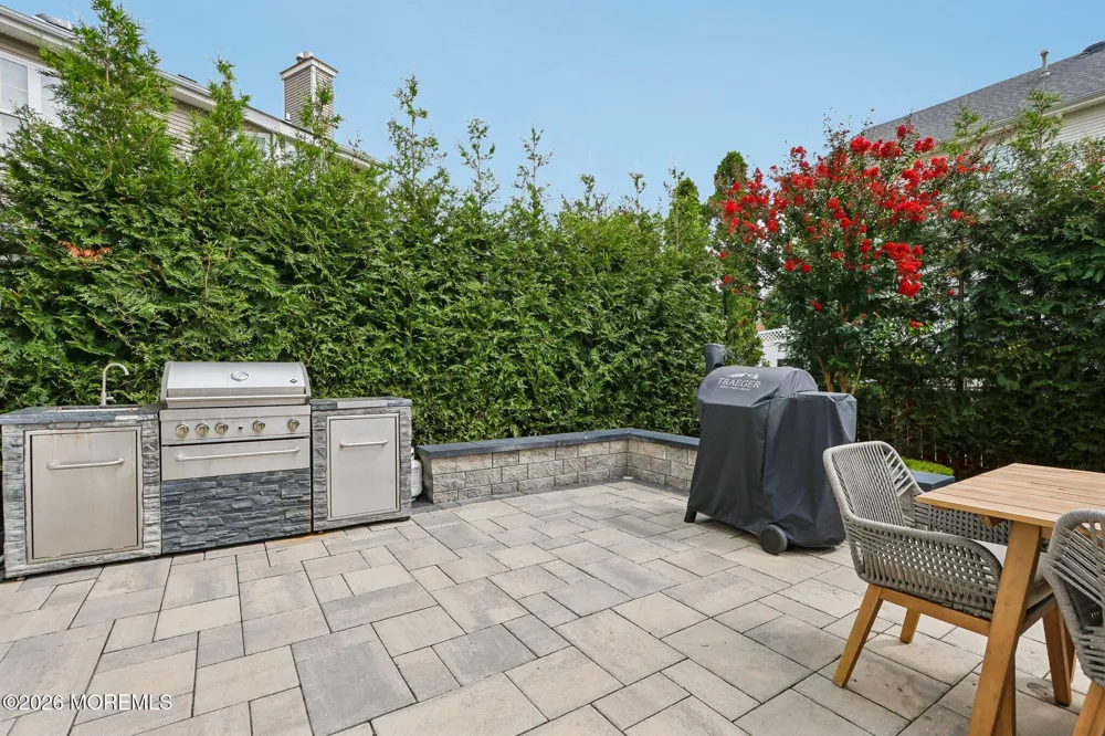 13 Baltusrol Drive Manalapan, NJ 07726
