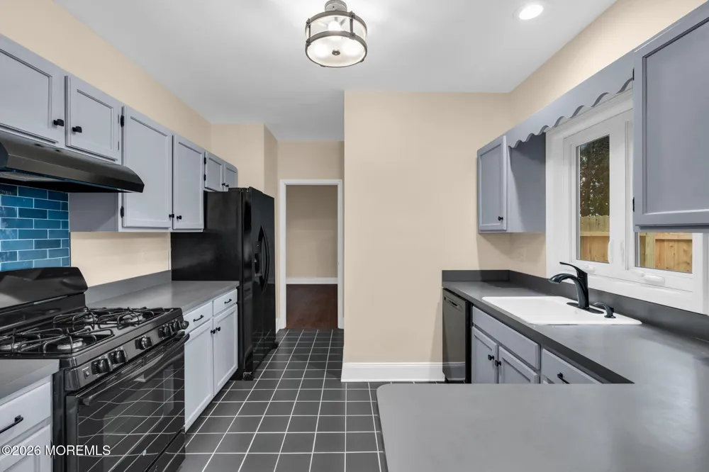 19 Mill Road Matawan, NJ 07747