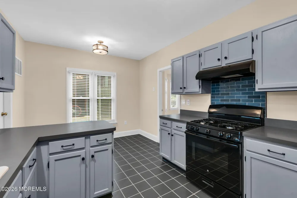19 Mill Road Matawan, NJ 07747