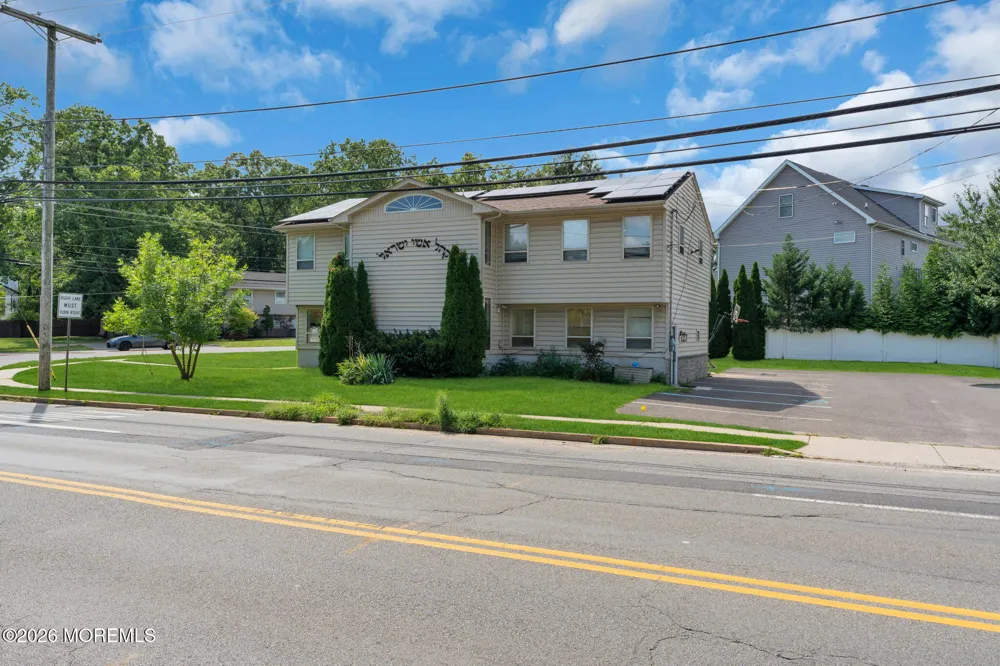 110 Miller Road Lakewood, NJ 08701