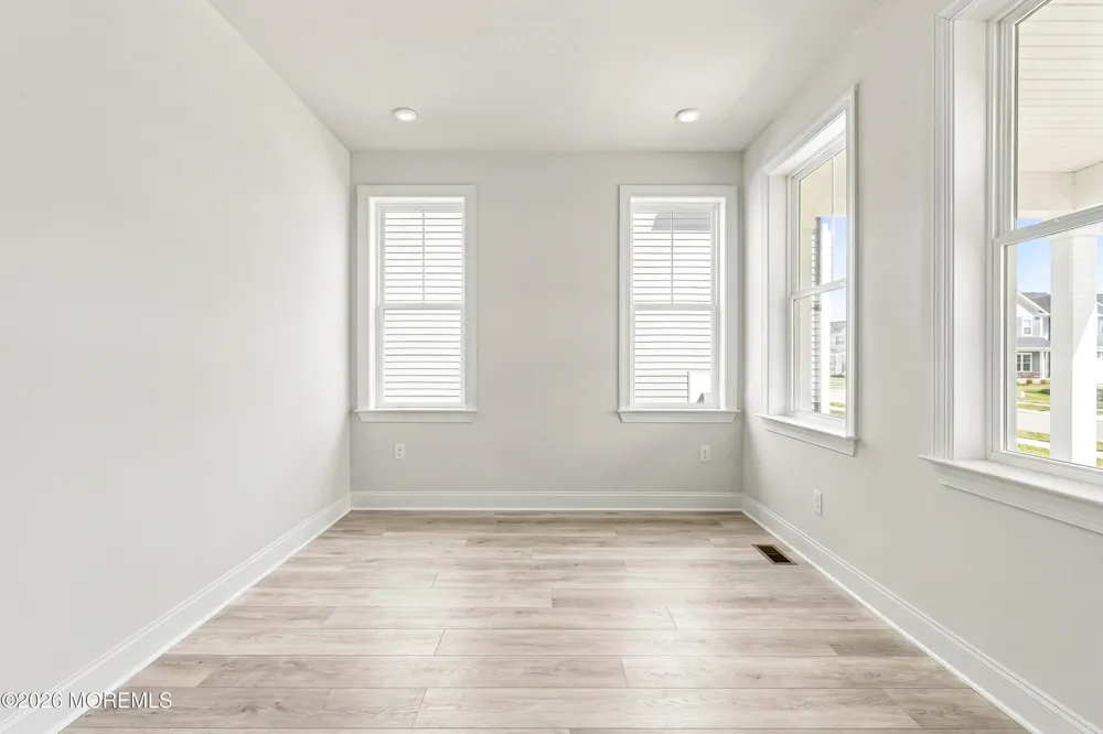 61 Mitchell Court Manalapan, NJ 07726