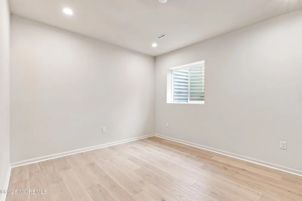 61 Mitchell Court Manalapan, NJ 07726