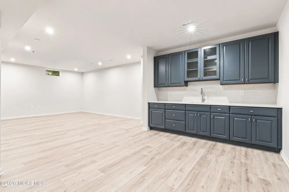 61 Mitchell Court Manalapan, NJ 07726