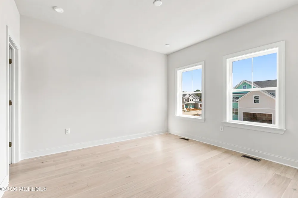 61 Mitchell Court Manalapan, NJ 07726