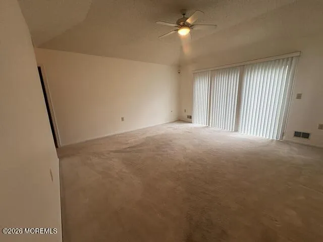 8 Llewellyn Court Jackson, NJ 08527
