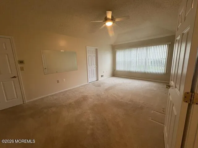8 Llewellyn Court Jackson, NJ 08527