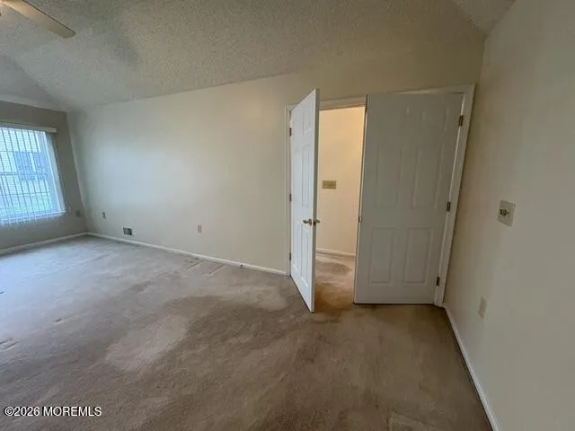 8 Llewellyn Court Jackson, NJ 08527