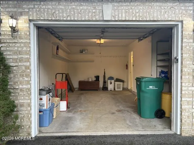 8 Llewellyn Court Jackson, NJ 08527