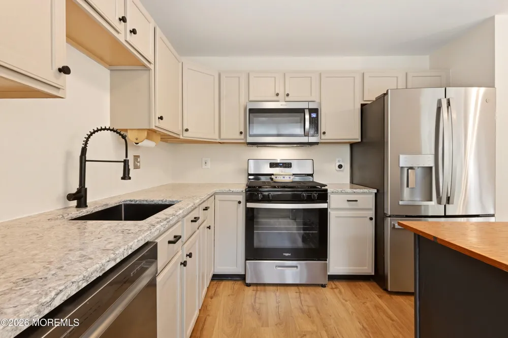 5 Alexandra Court Marlton, NJ 08053
